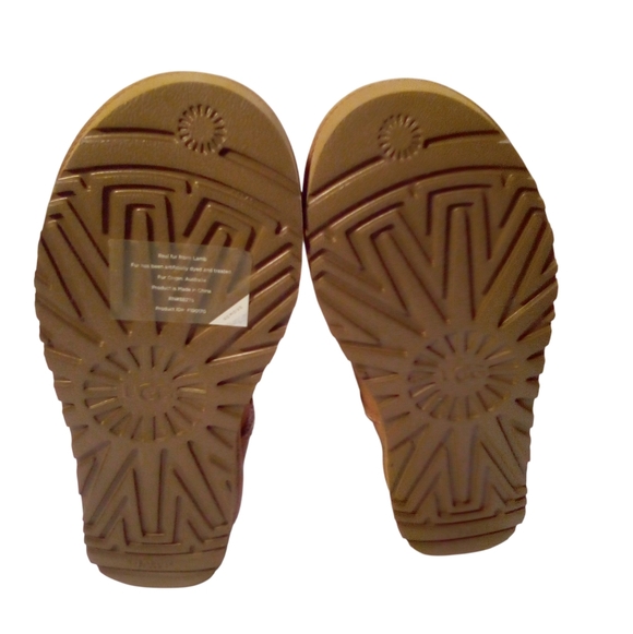 UGG Women Classic Short II Boot Style 1016223 Size 6 Chestnut See Description - Picture 7 of 13